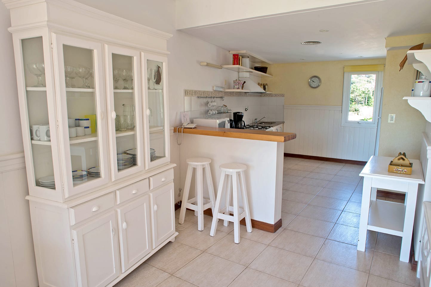 Cocina y vitrina, unidad 7.